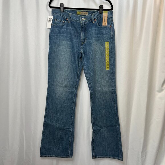 NWT Old Navy Boot-Cut Jeans 12 Regular Woman - Picture 1 of 5